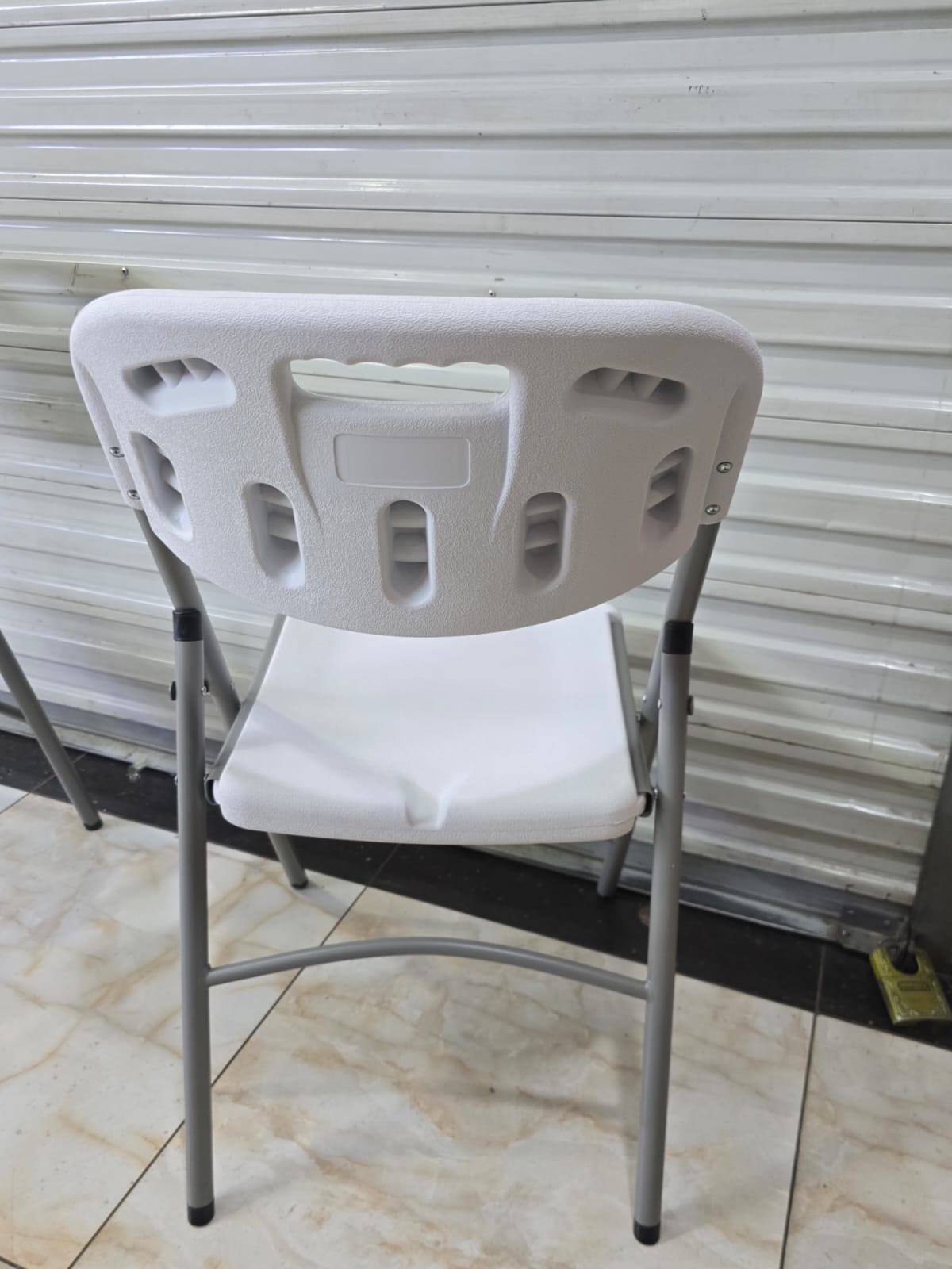 Portable Plastic Folding Chair for Events, Office & Home – Heavy Duty White Folding Chair