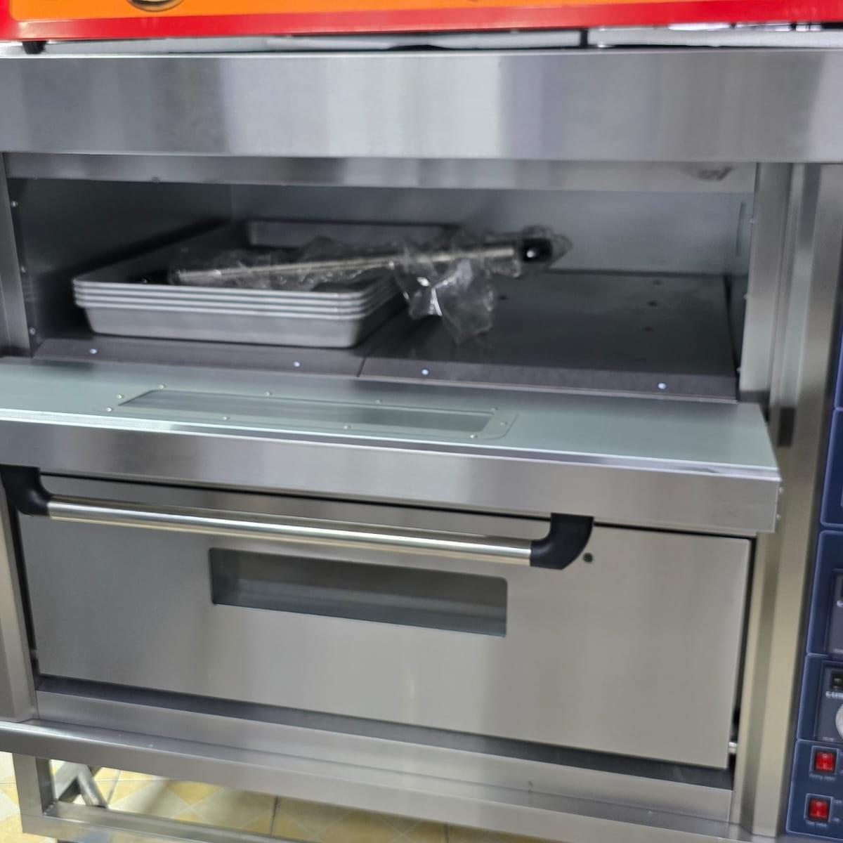 Electric Commercial Oven 2 Deck 4 Tray
