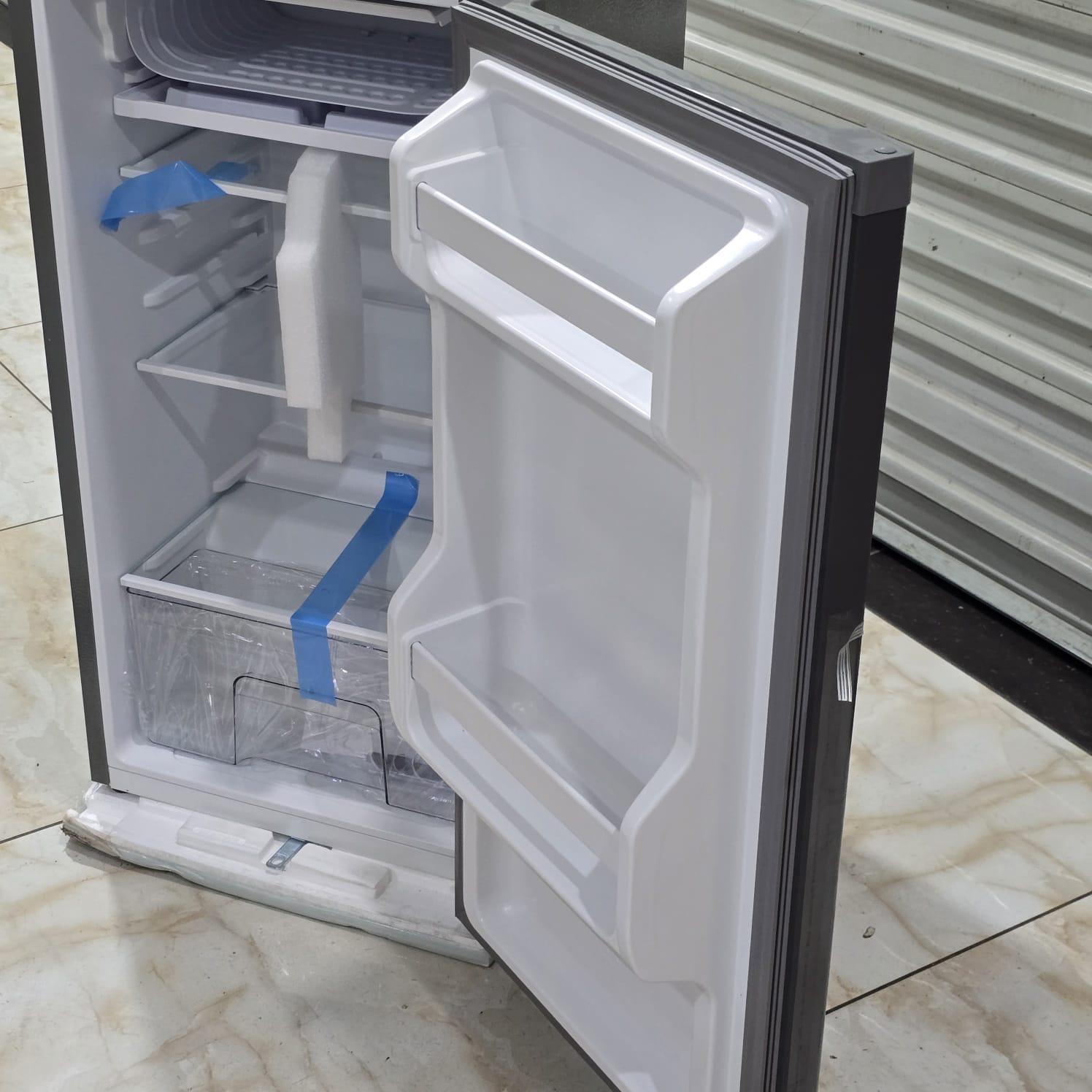 SmartPro 93L Single Door Refrigerator SFR-120-DT-I