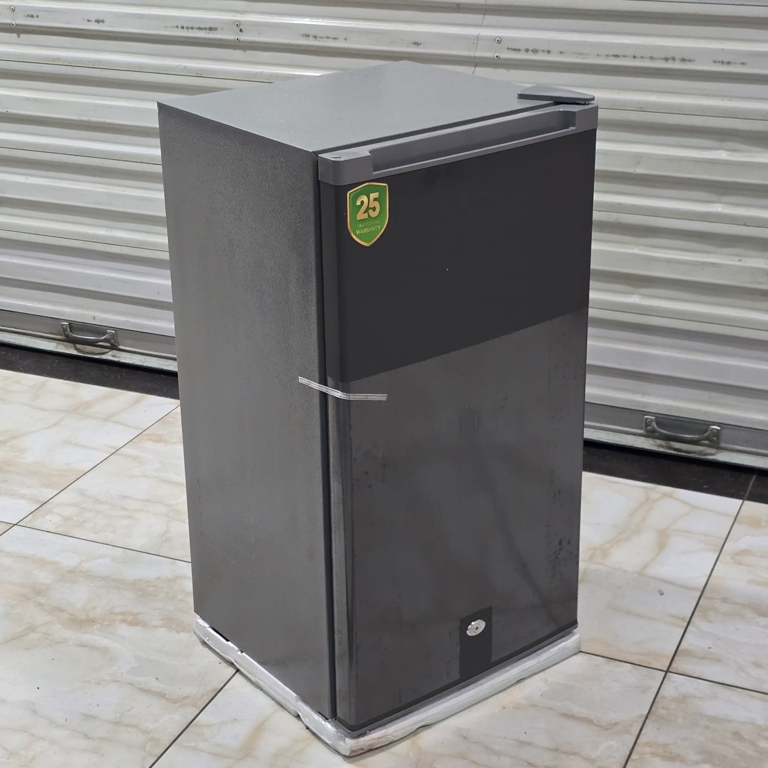 Syinix 90L Single Door Refrigerator FD115SDS