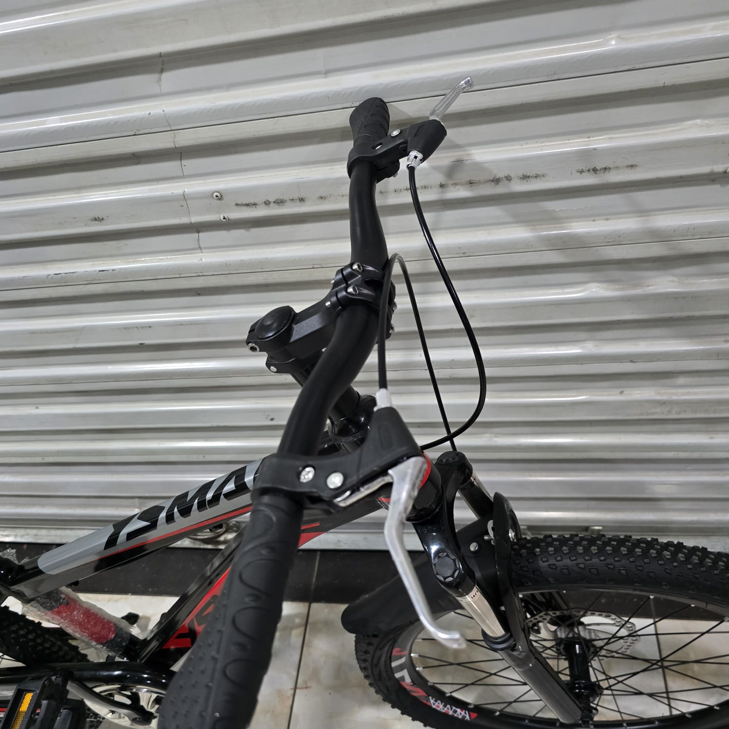 YSMAI 22-Inch Bicycle with Front Suspension & Disc Brakes – No Gears