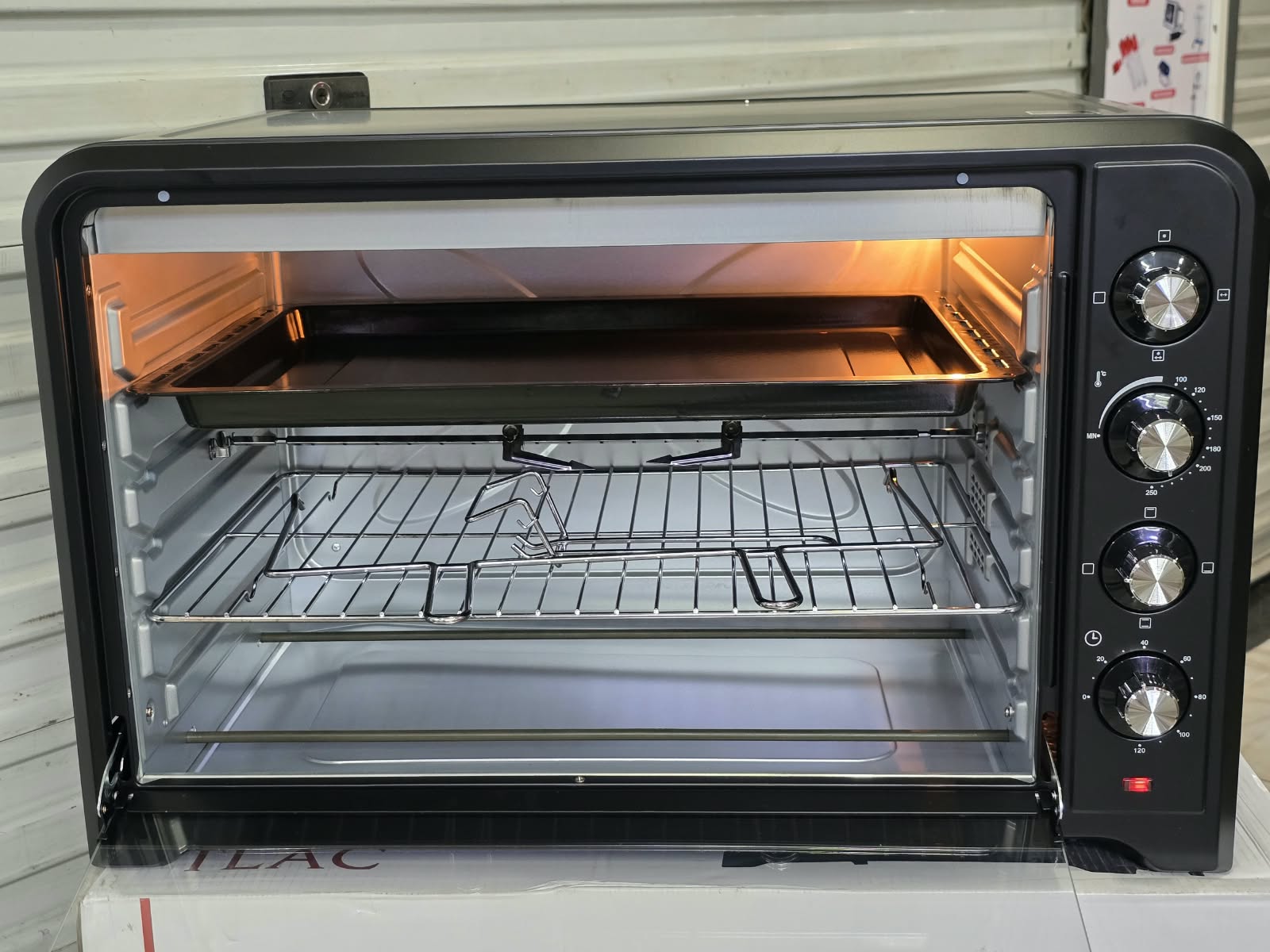 TLAC 100L Electric Oven 2800W with Rotisserie & Convection – TL100A-RML